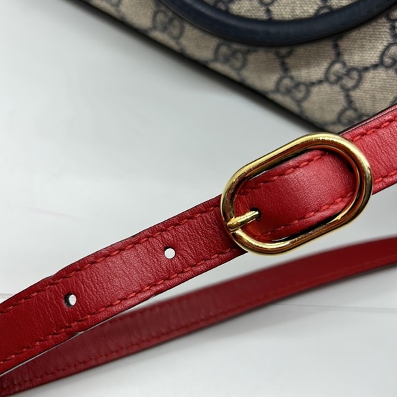 Gucci Linea Supreme Monogram Tote. Nearly New. COA Included - Picture 13 of 16